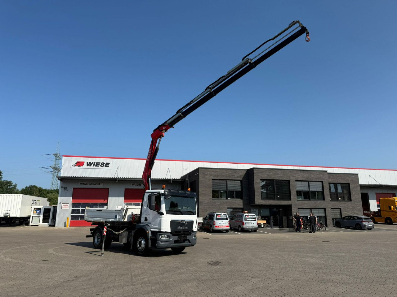 MAN TGM 18.320 4x2 BB mit Kran Fassi F135 Kipper - Kipper vrachtwagen, Kraanwagen: afbeelding 2 MAN TGM 18.320 4x2 BB mit Kran Fassi F135 Kipper - Kipper vrachtwagen, Kraanwagen: afbeelding 2
