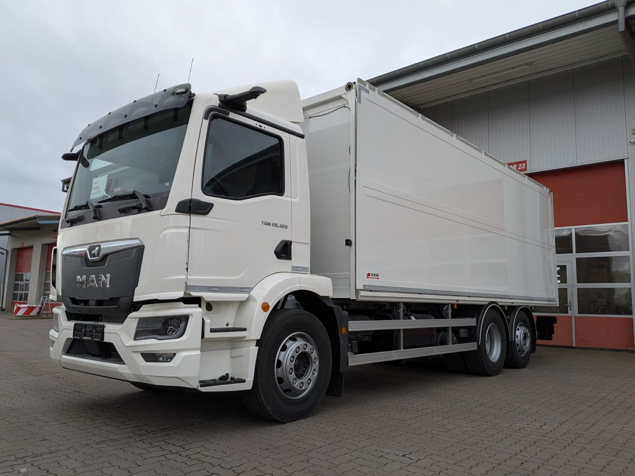 MAN TGM 26.320 6x2/4 Getränkefahrzeug Wingliner LBW - Drankenwagen vrachtwagen: afbeelding 1 MAN TGM 26.320 6x2/4 Getränkefahrzeug Wingliner LBW - Drankenwagen vrachtwagen: afbeelding 1