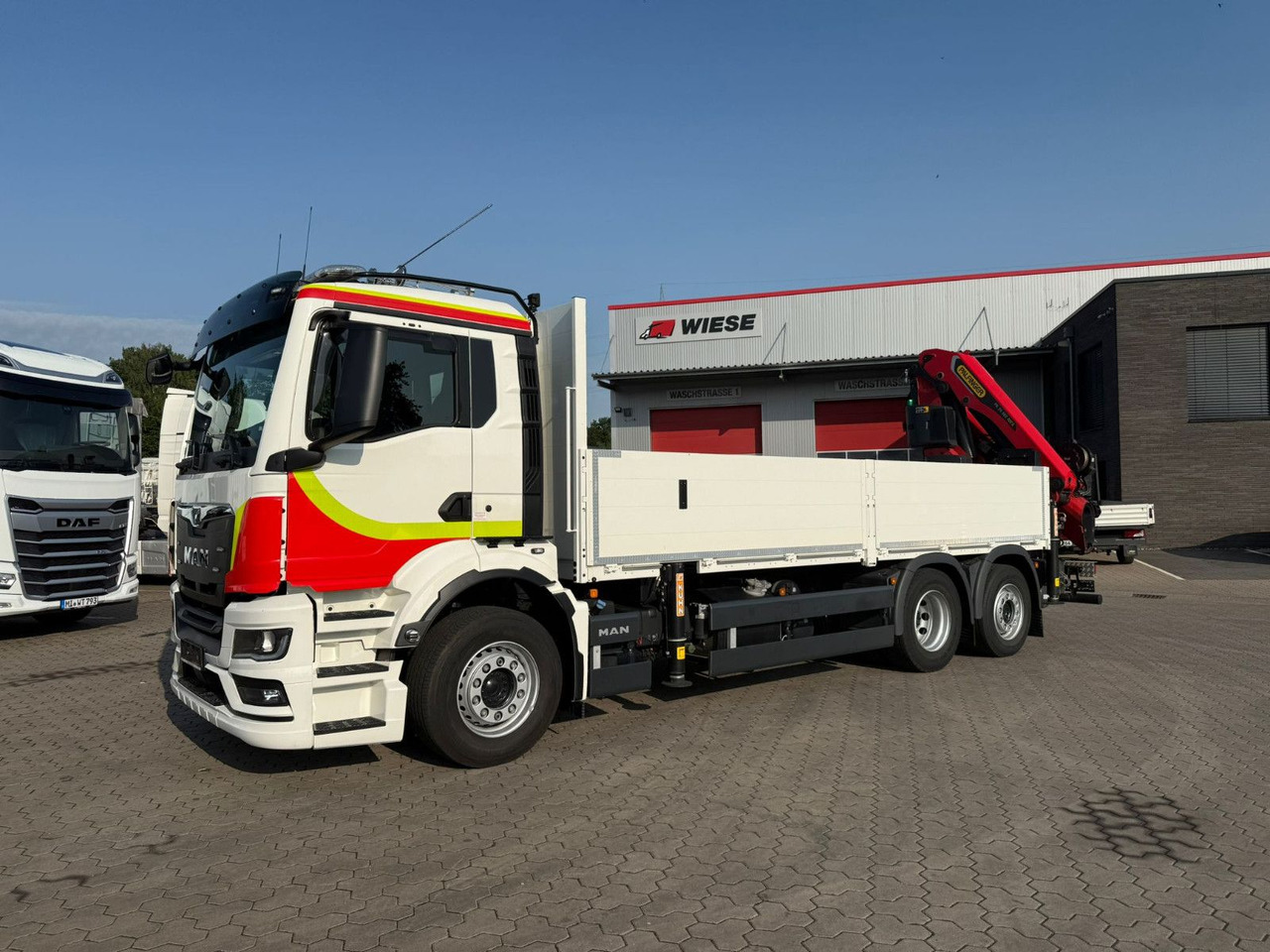 MAN TGS 26.430 Kran Palfinger PK 35.502 H, 5600 km - Vrachtwagen met open laadbak, Kraanwagen: afbeelding 1 MAN TGS 26.430 Kran Palfinger PK 35.502 H, 5600 km - Vrachtwagen met open laadbak, Kraanwagen: afbeelding 1