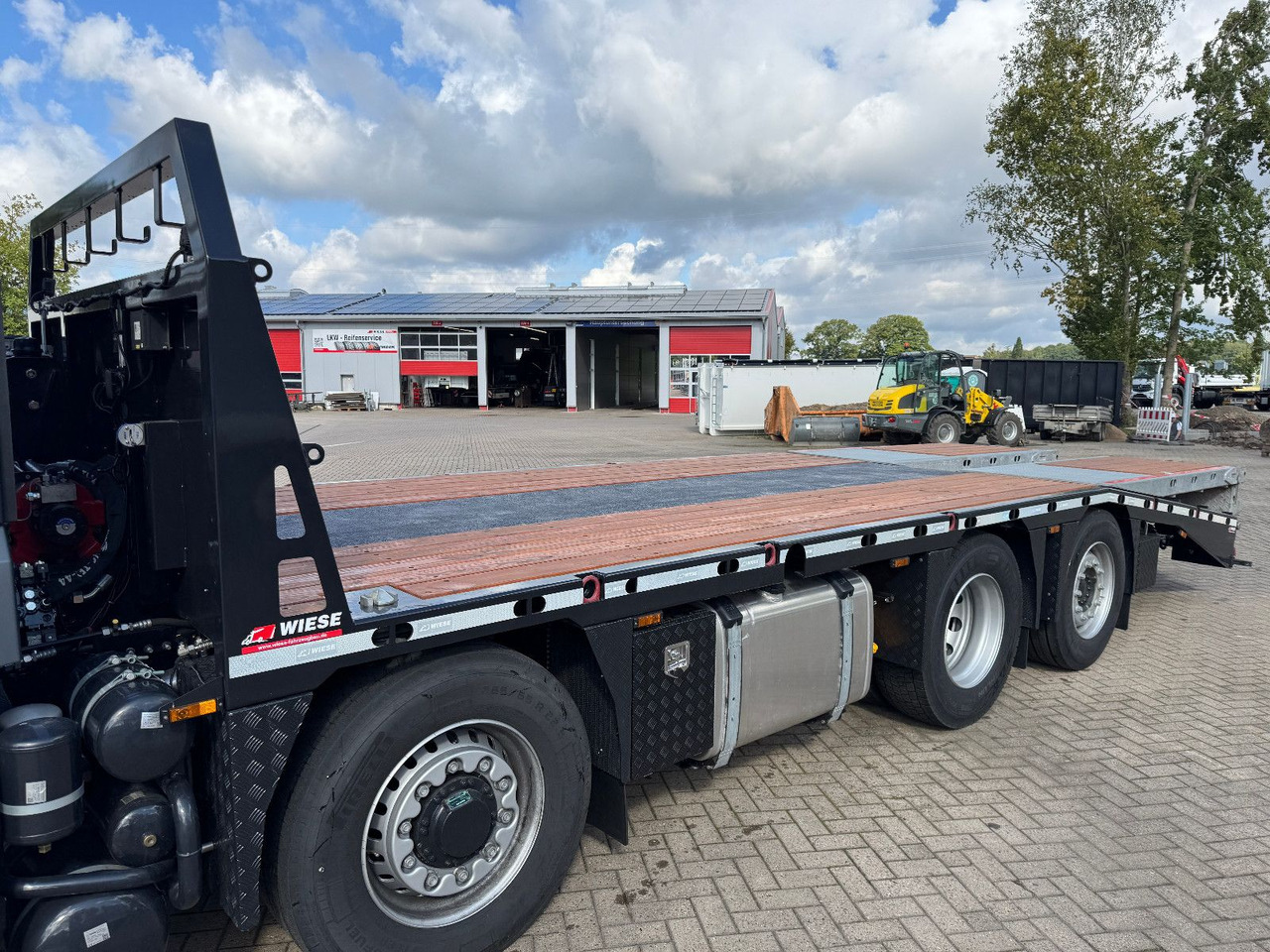 MAN TGS 35.520 Hydro Baumaschinentransporter - Bergingsvoertuig: afbeelding 2 MAN TGS 35.520 Hydro Baumaschinentransporter - Bergingsvoertuig: afbeelding 2