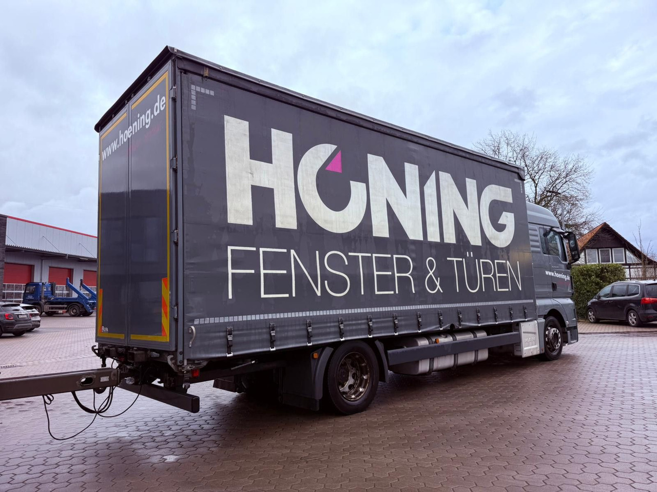MAN TGX 18.440 LL Volumen LKW mit Staplerhalterung MAN TGX 18.440 LL Volumen LKW mit Staplerhalterung - Schuifzeilen vrachtwagen: afbeelding 2 MAN TGX 18.440 LL Volumen LKW mit Staplerhalterung MAN TGX 18.440 LL Volumen LKW mit Staplerhalterung - Schuifzeilen vrachtwagen: afbeelding 2