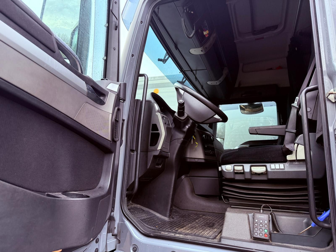 MAN TGX 18.440 LL Volumen LKW mit Staplerhalterung MAN TGX 18.440 LL Volumen LKW mit Staplerhalterung - Schuifzeilen vrachtwagen: afbeelding 5 MAN TGX 18.440 LL Volumen LKW mit Staplerhalterung MAN TGX 18.440 LL Volumen LKW mit Staplerhalterung - Schuifzeilen vrachtwagen: afbeelding 5