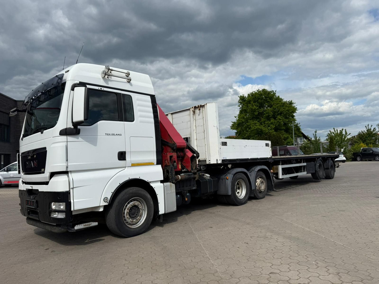 MAN TGX 26.440 6x2 mit HMF 3000-5 Kran - Kraanwagen: afbeelding 2 MAN TGX 26.440 6x2 mit HMF 3000-5 Kran - Kraanwagen: afbeelding 2