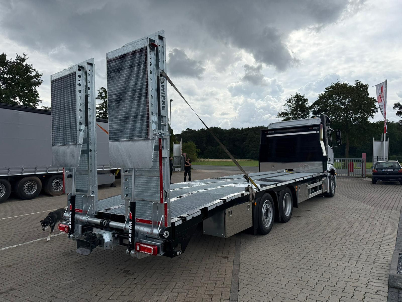 Mercedes-Benz Actros mit Rampen, Maschinentransporter - Bergingsvoertuig: afbeelding 4 Mercedes-Benz Actros mit Rampen, Maschinentransporter - Bergingsvoertuig: afbeelding 4