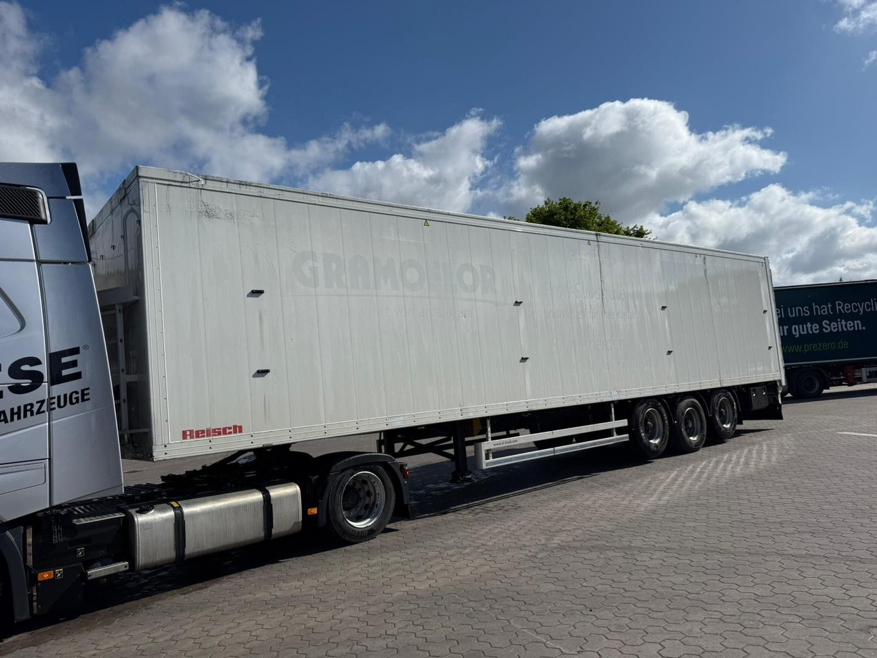 Reisch Schubboden 92m³ 1+3 Achse liftbar TÜV Neu - Schuifvloer oplegger: afbeelding 3 Reisch Schubboden 92m³ 1+3 Achse liftbar TÜV Neu - Schuifvloer oplegger: afbeelding 3