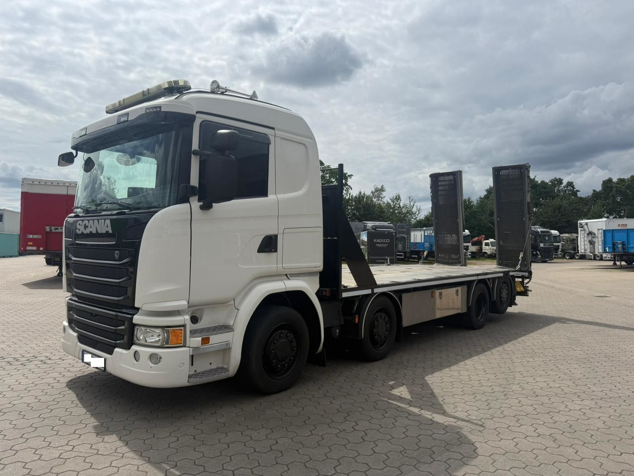 Scania G450 Baumaschinentransporter mit Rampen - Vrachtwagen met open laadbak: afbeelding 2 Scania G450 Baumaschinentransporter mit Rampen - Vrachtwagen met open laadbak: afbeelding 2