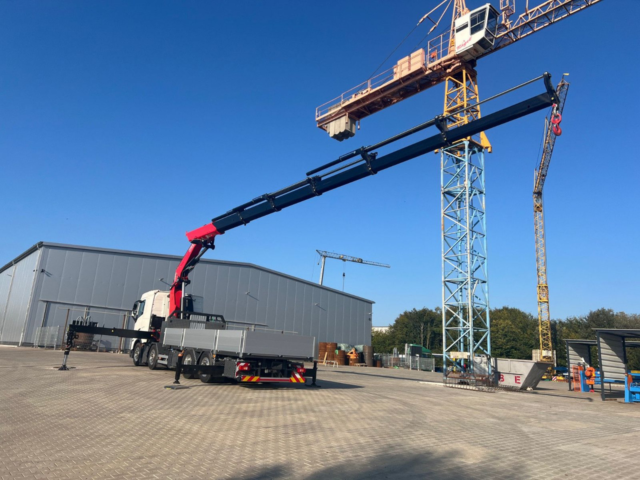 Volvo FH 500 8x2 Kran F710 RA2.26 - Kraanwagen: afbeelding 5 Volvo FH 500 8x2 Kran F710 RA2.26 - Kraanwagen: afbeelding 5