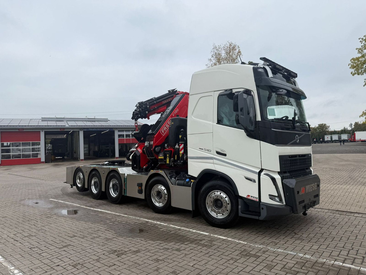 Volvo FH540 10x4 mit F1150 Ladekran, Sattelzugmaschine - Vrachtwagen met open laadbak, Kraanwagen: afbeelding 1 Volvo FH540 10x4 mit F1150 Ladekran, Sattelzugmaschine - Vrachtwagen met open laadbak, Kraanwagen: afbeelding 1