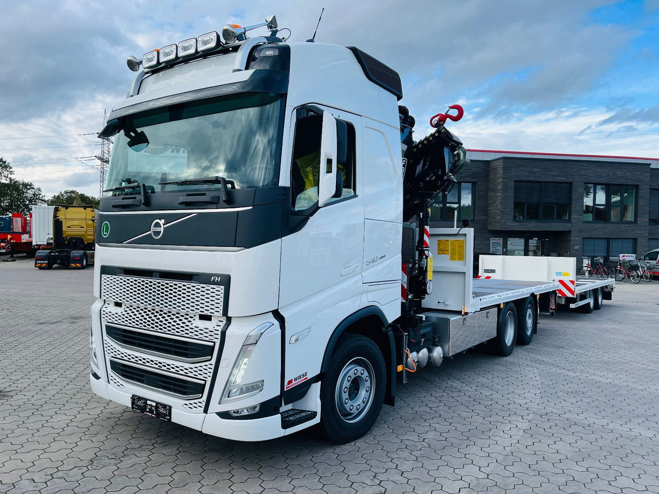 Volvo FH540 6x2 Containerpritsche mit F545RA.2.26 - Vrachtwagen, Kraanwagen: afbeelding 3 Volvo FH540 6x2 Containerpritsche mit F545RA.2.26 - Vrachtwagen, Kraanwagen: afbeelding 3