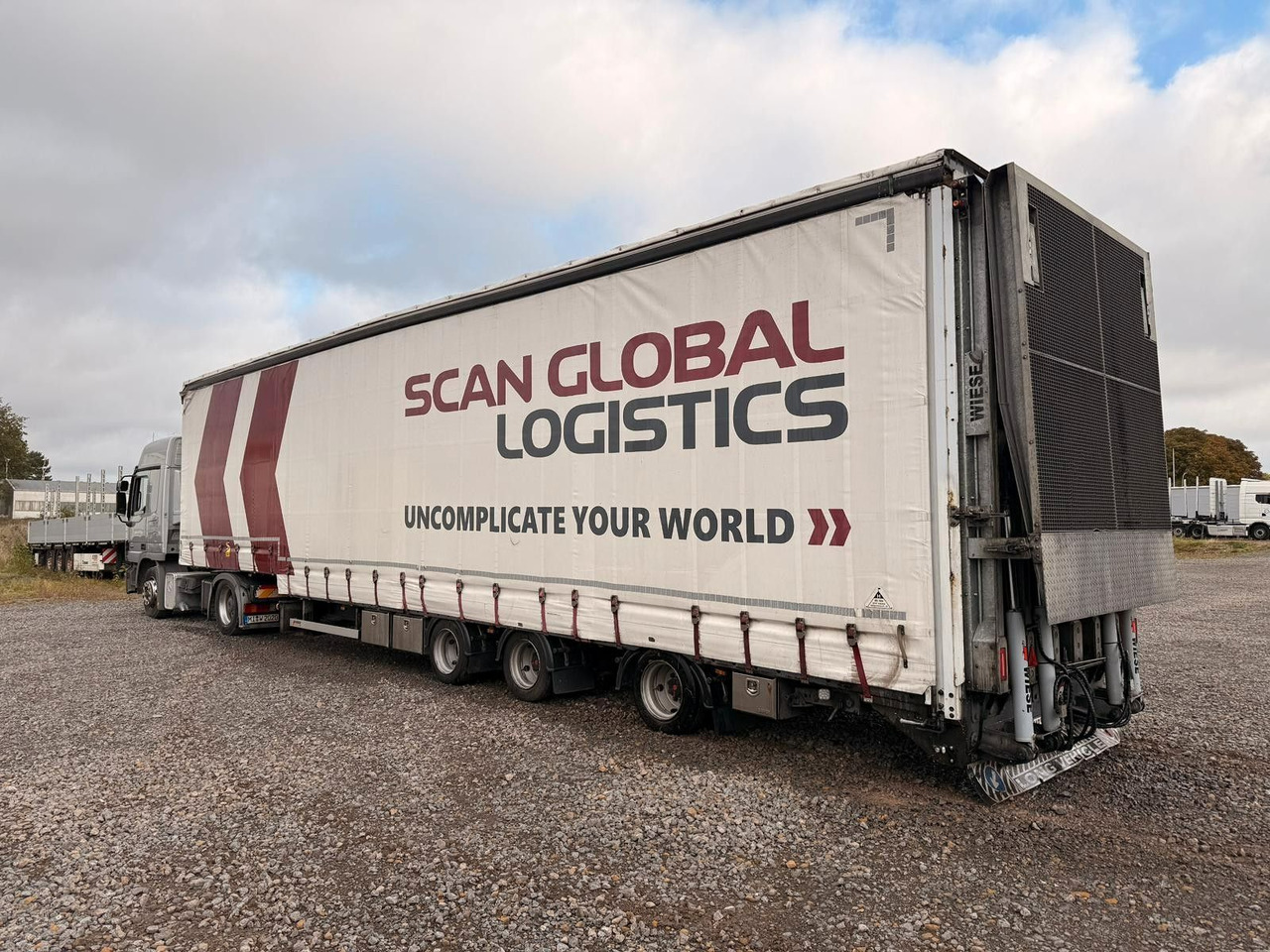 Wiese Gabelstaplertransporter Rampe Mega Lowline - Dieplader oplegger: afbeelding 1 Wiese Gabelstaplertransporter Rampe Mega Lowline - Dieplader oplegger: afbeelding 1