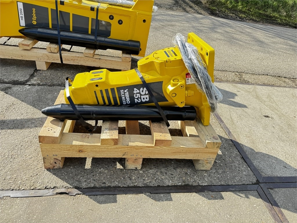 Atlas Copco SB 452 Epiroc SB452 - Hydraulische hamer voor Bouwmachine: afbeelding 1 Atlas Copco SB 452 Epiroc SB452 - Hydraulische hamer voor Bouwmachine: afbeelding 1