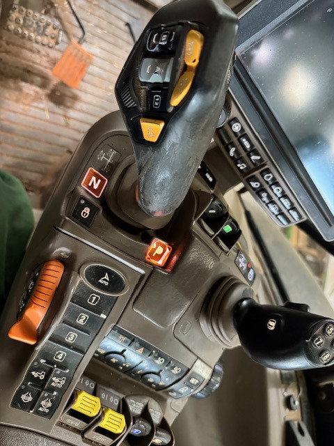 JOHN DEERE 6250R - Tractor: afbeelding 4 JOHN DEERE 6250R - Tractor: afbeelding 4