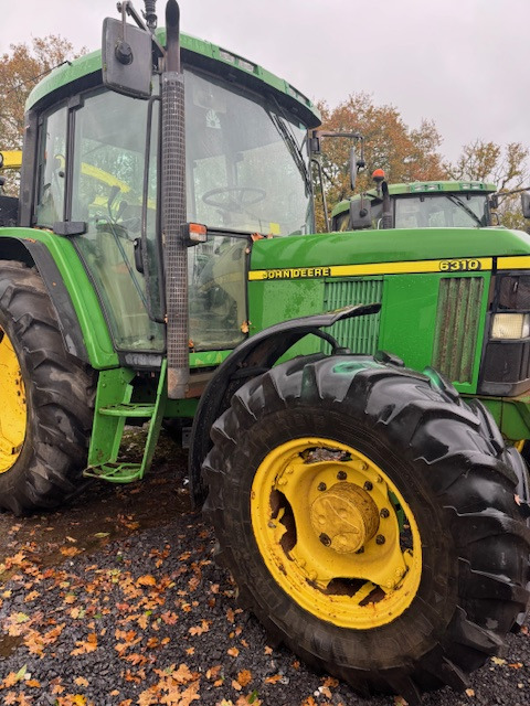 JOHN DEERE 6310 - Tractor: afbeelding 2 JOHN DEERE 6310 - Tractor: afbeelding 2