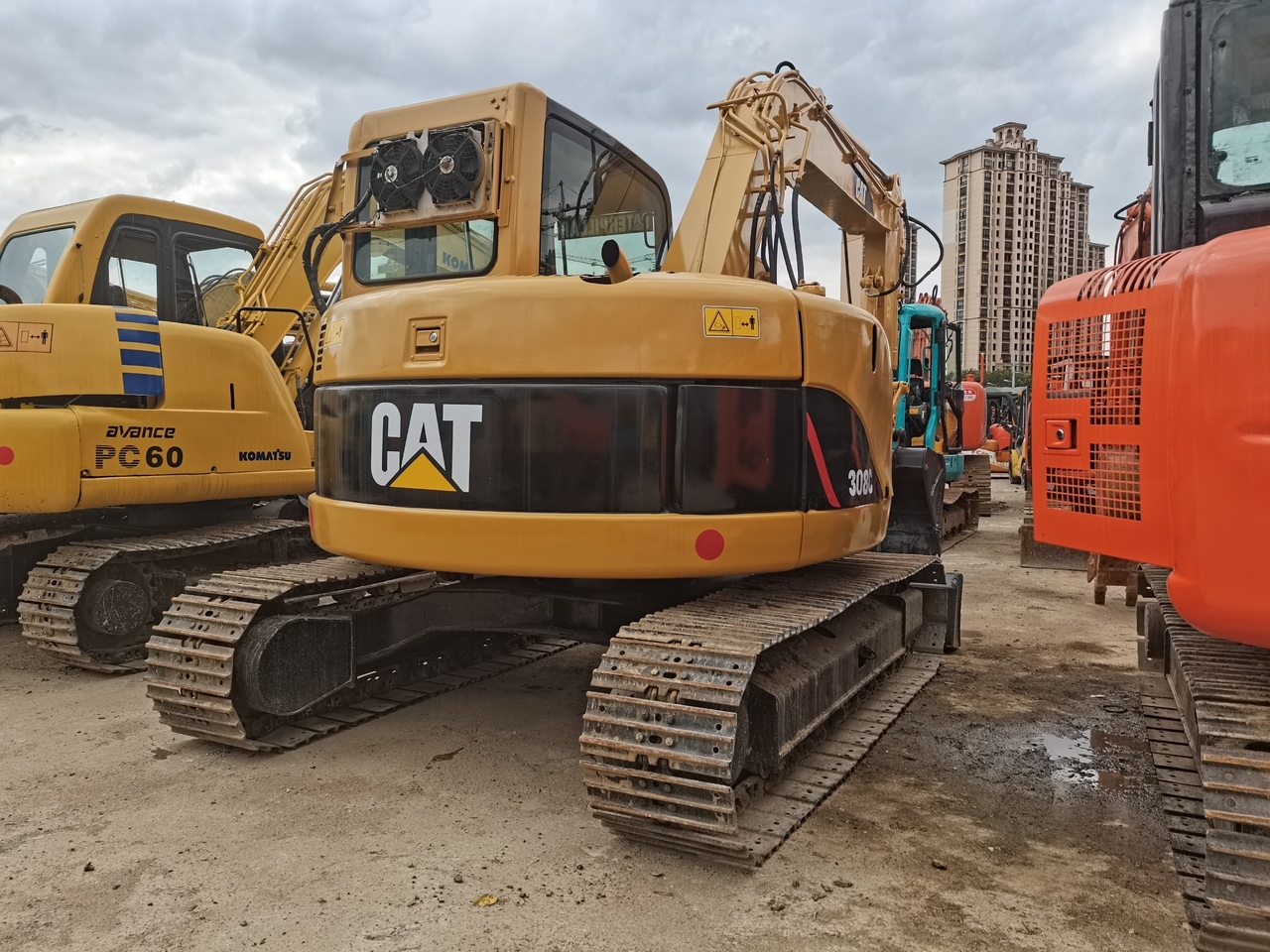 CATERPILLAR 308C - Minigraafmachine: afbeelding 2 CATERPILLAR 308C - Minigraafmachine: afbeelding 2