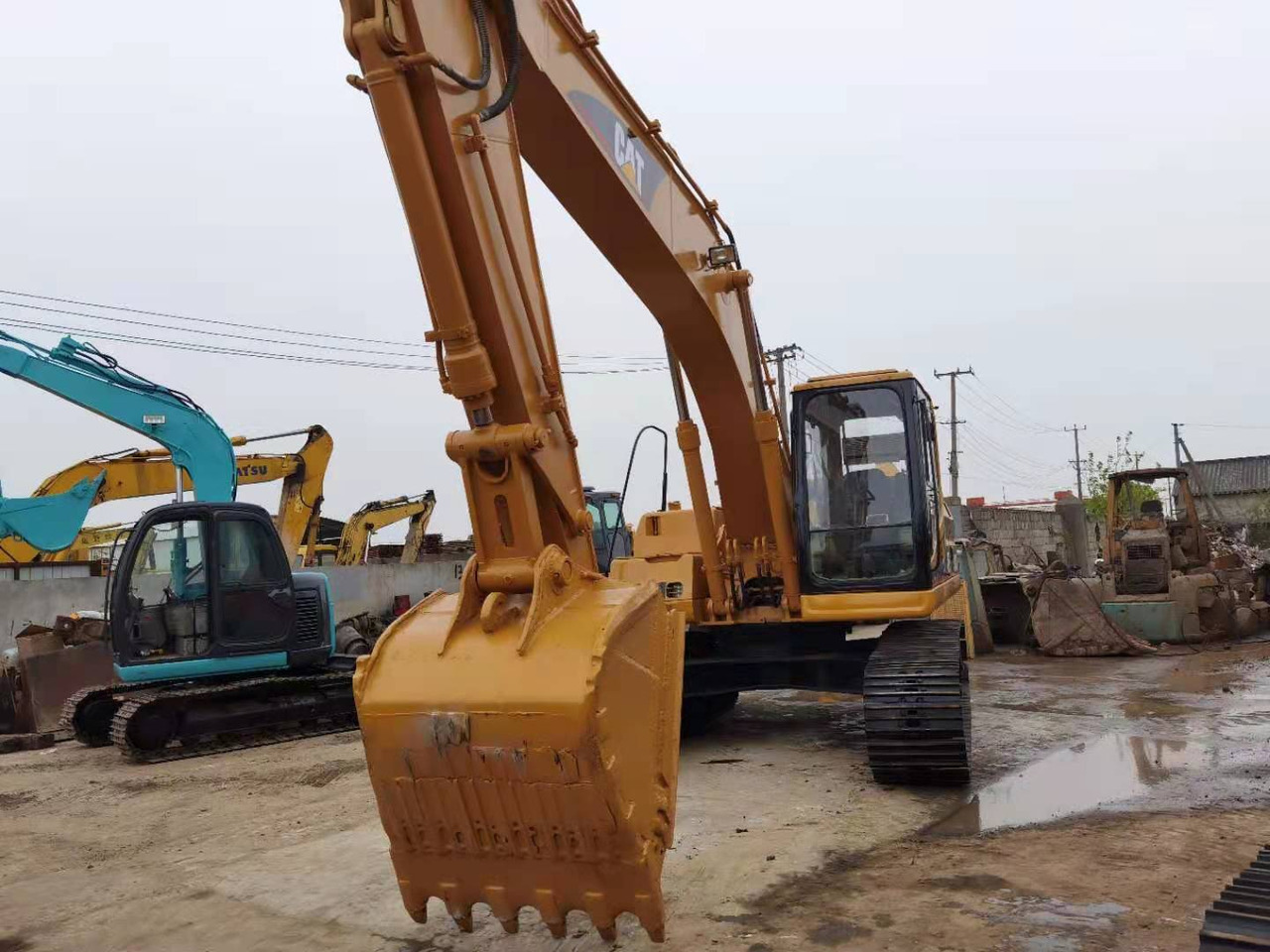 CATERPILLAR 320B - Rupsgraafmachine: afbeelding 4 CATERPILLAR 320B - Rupsgraafmachine: afbeelding 4