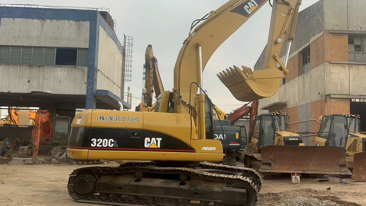 CATERPILLAR 320C - Rupsgraafmachine: afbeelding 1 CATERPILLAR 320C - Rupsgraafmachine: afbeelding 1