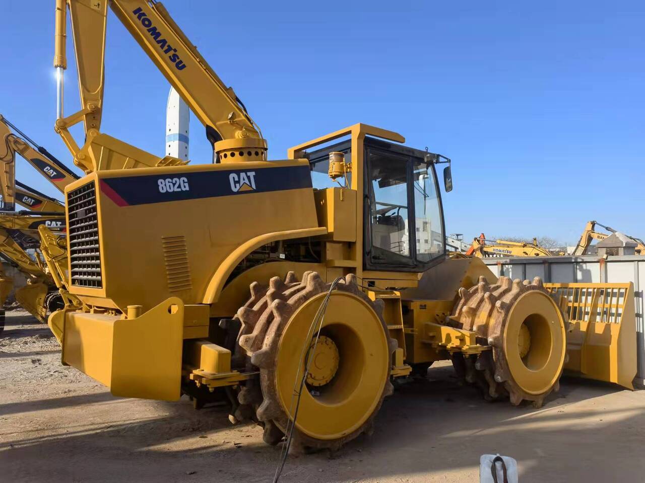 CATERPILLAR 826G - Compacte rupslader: afbeelding 1 CATERPILLAR 826G - Compacte rupslader: afbeelding 1