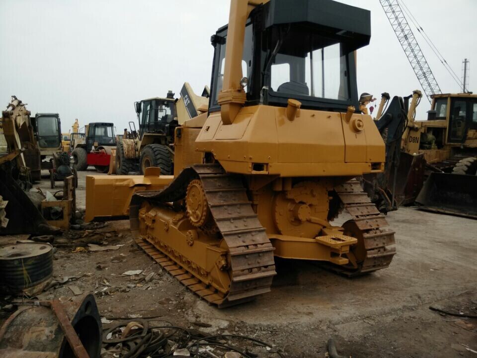 CATERPILLAR D4H - Bulldozer: afbeelding 2 CATERPILLAR D4H - Bulldozer: afbeelding 2