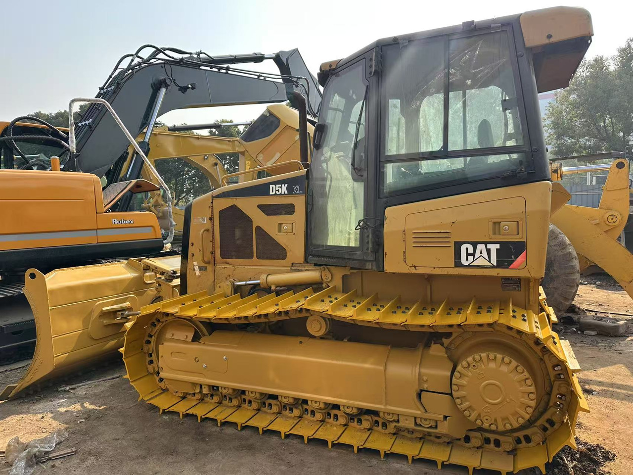 CATERPILLAR D5K - Bulldozer: afbeelding 1 CATERPILLAR D5K - Bulldozer: afbeelding 1