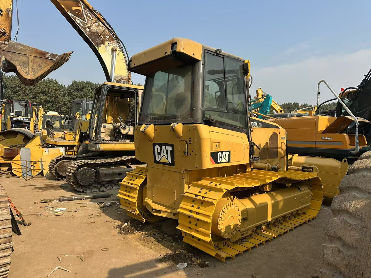 CATERPILLAR D5K - Bulldozer: afbeelding 2 CATERPILLAR D5K - Bulldozer: afbeelding 2