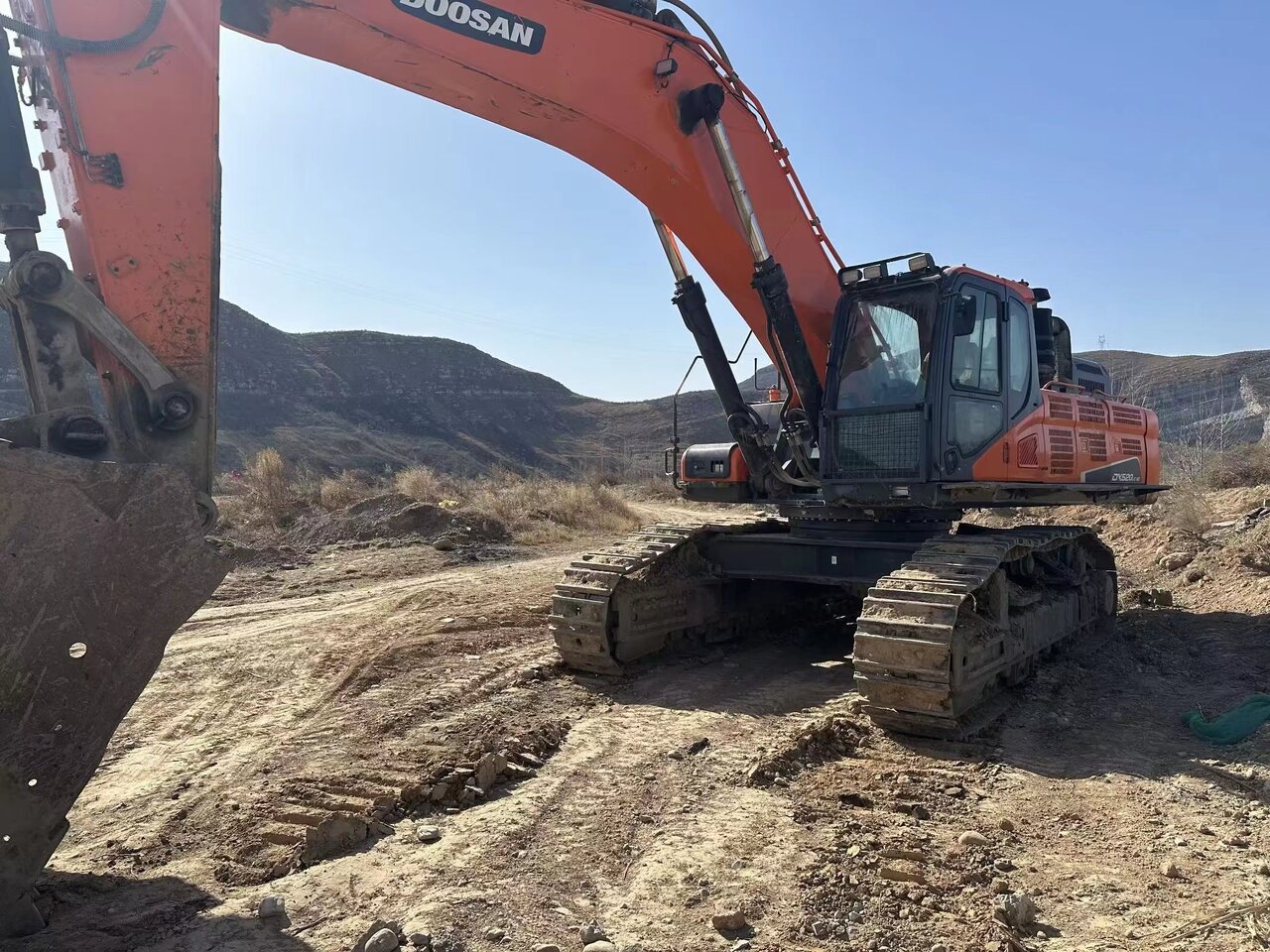 DOOSAN DOOSAN DH520LC-9C - Rupsgraafmachine: afbeelding 1 DOOSAN DOOSAN DH520LC-9C - Rupsgraafmachine: afbeelding 1