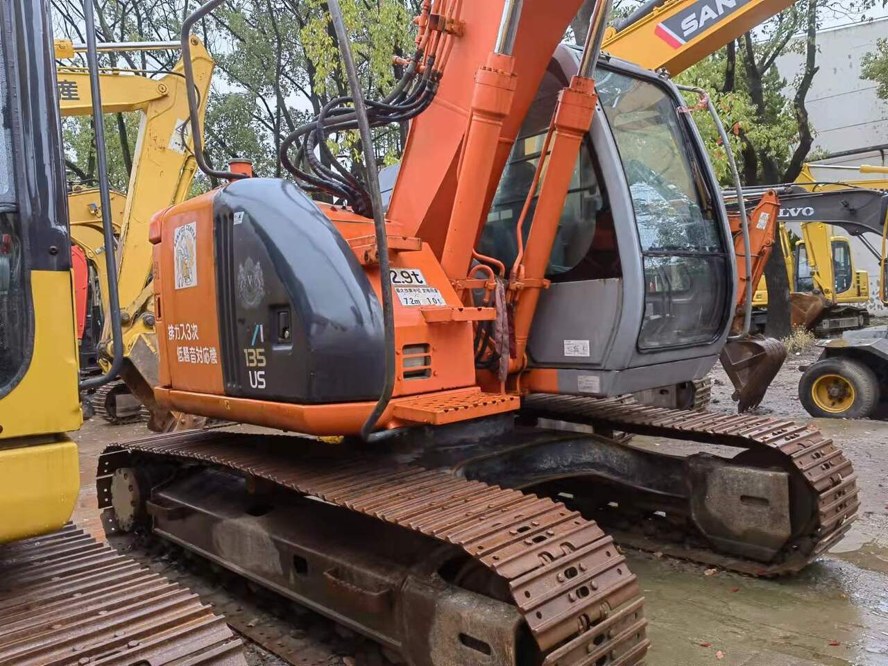 HITACHI ZX135US - Rupsgraafmachine: afbeelding 1 HITACHI ZX135US - Rupsgraafmachine: afbeelding 1