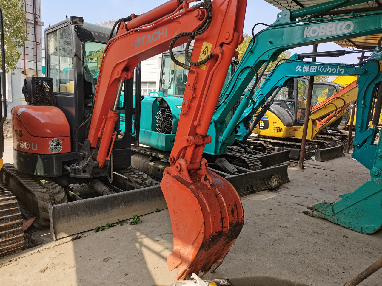 HITACHI ZX30U - Rupsgraafmachine: afbeelding 1 HITACHI ZX30U - Rupsgraafmachine: afbeelding 1