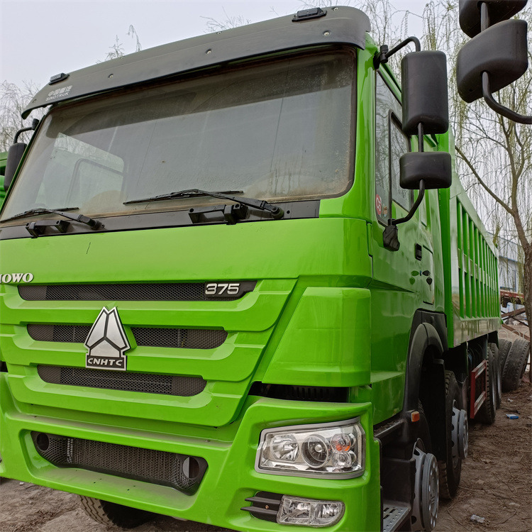 HOWO 8x4 375hp- Tipper - Kipper vrachtwagen: afbeelding 1 HOWO 8x4 375hp- Tipper - Kipper vrachtwagen: afbeelding 1