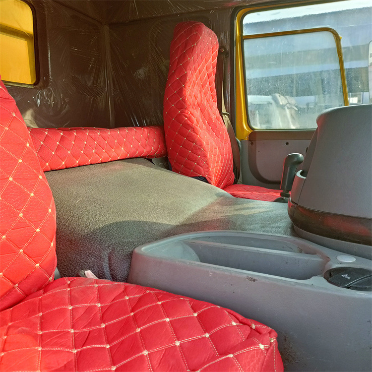 HOWO HOWO 6x4 375 -yellow Tipper - Kipper vrachtwagen: afbeelding 4 HOWO HOWO 6x4 375 -yellow Tipper - Kipper vrachtwagen: afbeelding 4