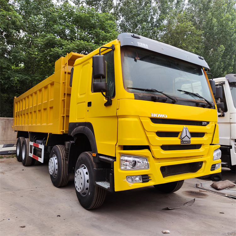 HOWO HOWO 8x4 371-Tipper - Kipper vrachtwagen: afbeelding 5 HOWO HOWO 8x4 371-Tipper - Kipper vrachtwagen: afbeelding 5