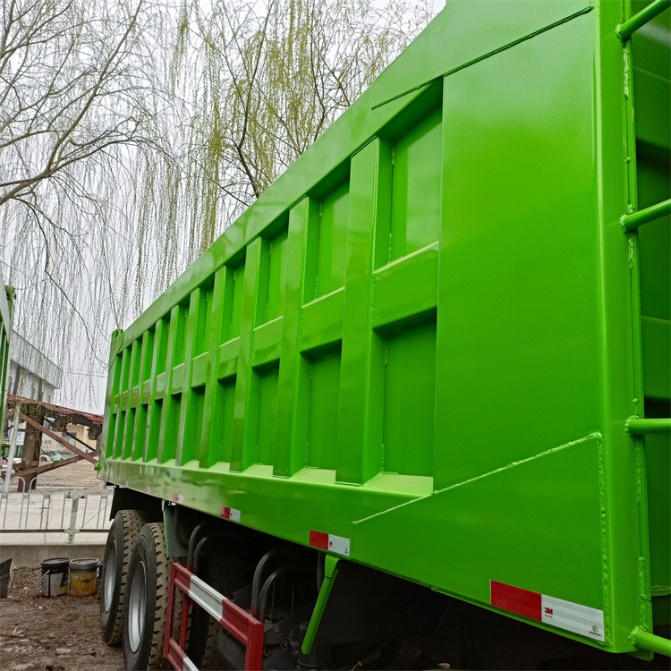 HOWO HOWO 8x4 375hp- Tipper - Kipper vrachtwagen: afbeelding 3 HOWO HOWO 8x4 375hp- Tipper - Kipper vrachtwagen: afbeelding 3