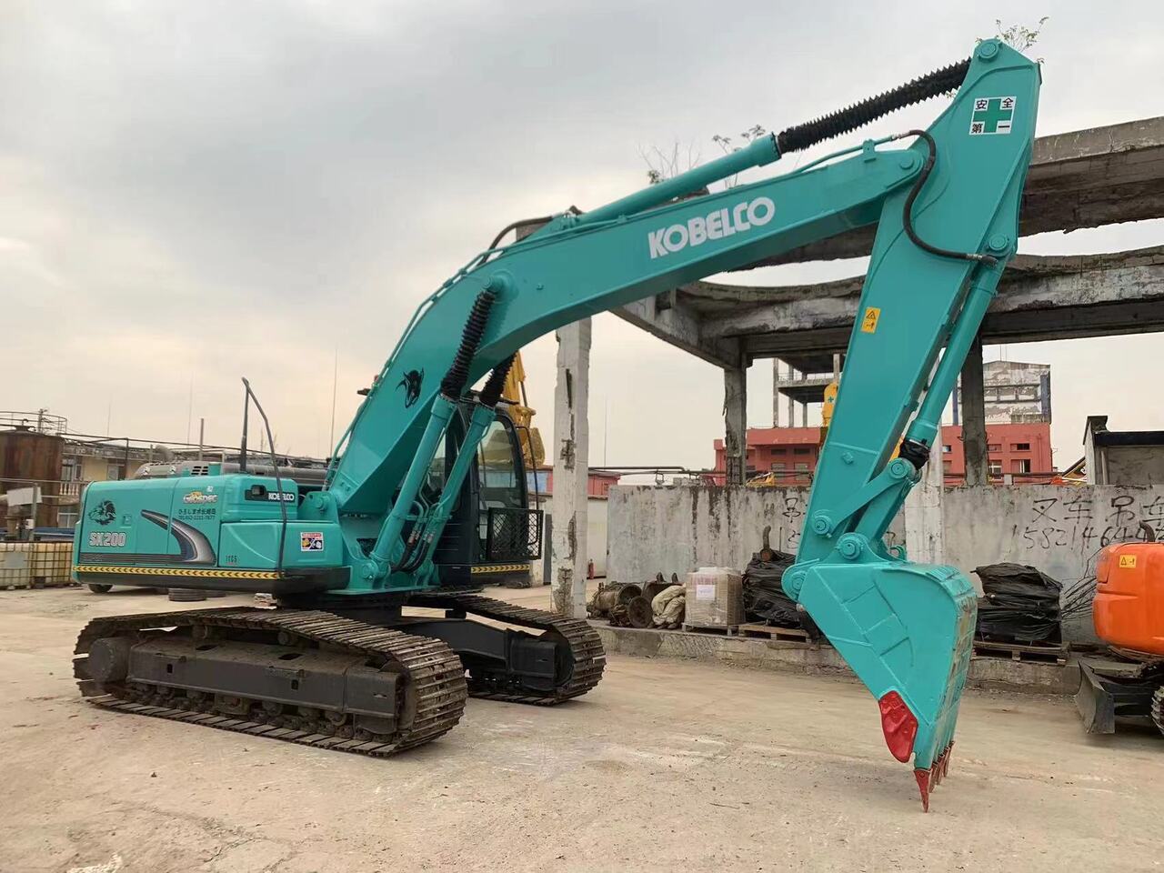 KOBELCO SK200-8 - Rupsgraafmachine: afbeelding 3 KOBELCO SK200-8 - Rupsgraafmachine: afbeelding 3