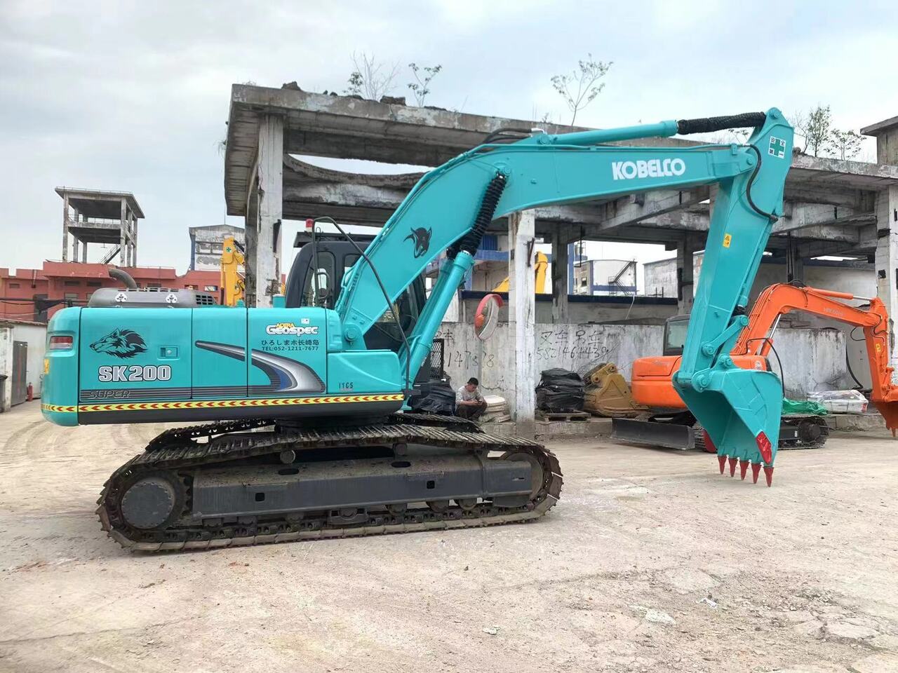 KOBELCO SK200-8-excavator - Rupsgraafmachine: afbeelding 1 KOBELCO SK200-8-excavator - Rupsgraafmachine: afbeelding 1