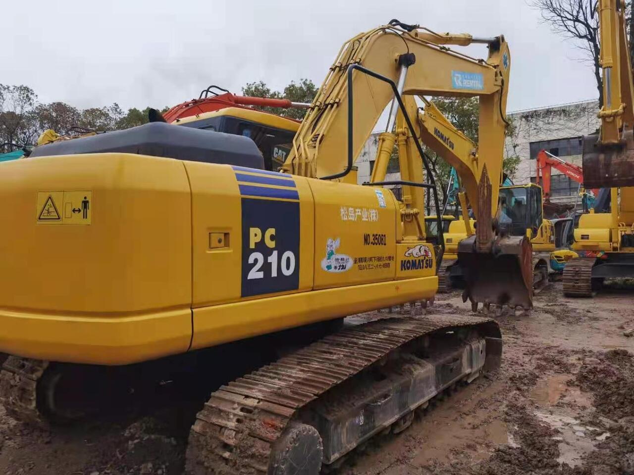 KOMATSU PC210-7 -excavator - Rupsgraafmachine: afbeelding 1 KOMATSU PC210-7 -excavator - Rupsgraafmachine: afbeelding 1