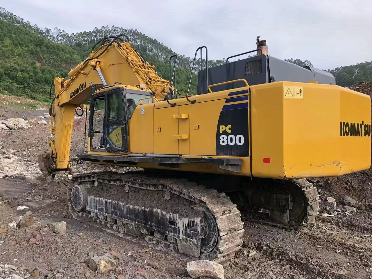 KOMATSU PC800-7 - Rupsgraafmachine: afbeelding 1 KOMATSU PC800-7 - Rupsgraafmachine: afbeelding 1
