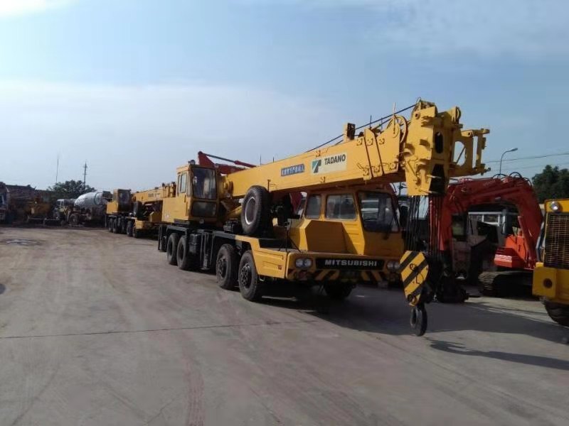 TADANO TL300-E - Kraan: afbeelding 1 TADANO TL300-E - Kraan: afbeelding 1