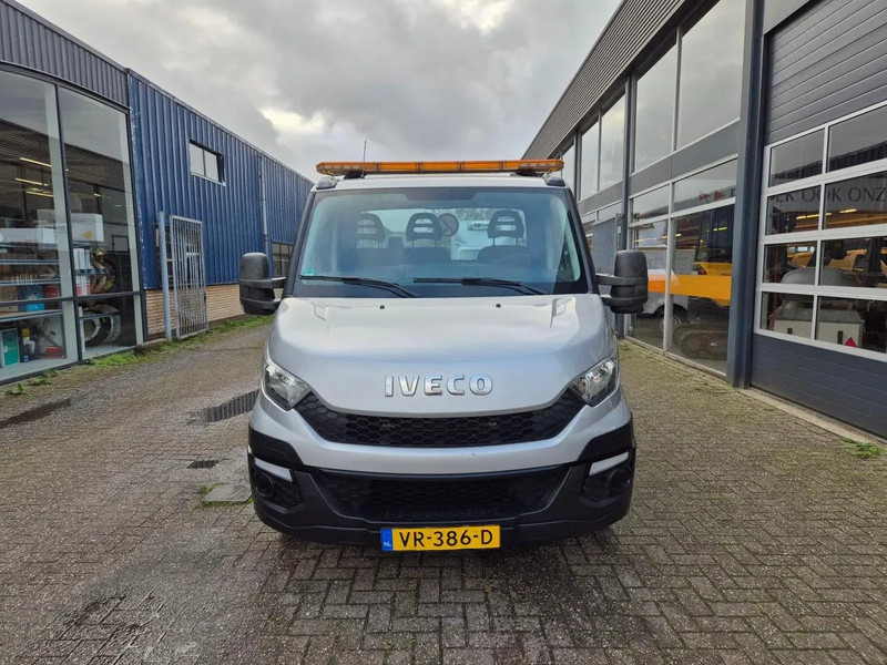 Iveco Daily 40C17 3.0D Pritsche/ Openlaadbak 470 cm lang - Bestelwagen open laadbak: afbeelding 4 Iveco Daily 40C17 3.0D Pritsche/ Openlaadbak 470 cm lang - Bestelwagen open laadbak: afbeelding 4