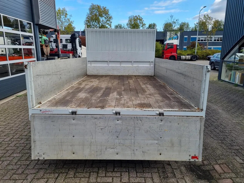 Bestelwagen open laadbak Iveco Daily 70C21 3.0D/ 204PS/ Radstand 475 cm/ Openlaadbak 4m: afbeelding 8 Bestelwagen open laadbak Iveco Daily 70C21 3.0D/ 204PS/ Radstand 475 cm/ Openlaadbak 4m: afbeelding 8