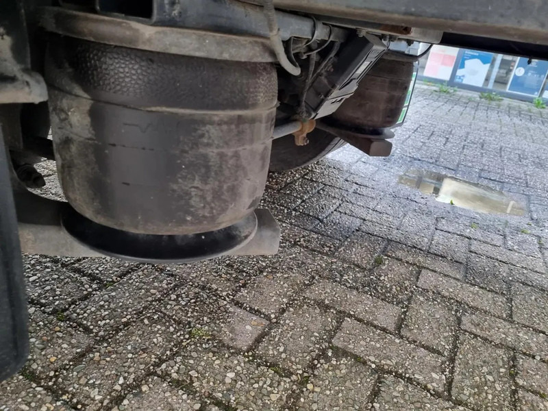 Bestelwagen open laadbak Iveco Daily 70C21 3.0D/ 204PS/ Radstand 475 cm/ Openlaadbak 4m: afbeelding 10 Bestelwagen open laadbak Iveco Daily 70C21 3.0D/ 204PS/ Radstand 475 cm/ Openlaadbak 4m: afbeelding 10