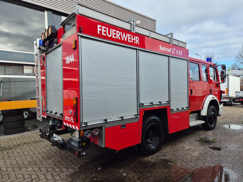 Mercedes-Benz SK 1224 4x4 FIRETRUCK/ FEUERWEHR/ 2400L TANK/ EXPEDITION - Brandweerwagen: afbeelding 3 Mercedes-Benz SK 1224 4x4 FIRETRUCK/ FEUERWEHR/ 2400L TANK/ EXPEDITION - Brandweerwagen: afbeelding 3