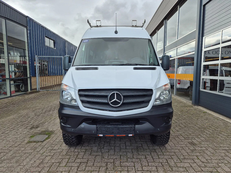 Mercedes-Benz Sprinter 314 CDI 4X4 Offroad/ Doka/ L2H2/ Airco/ Navi - Gesloten bestelwagen: afbeelding 4 Mercedes-Benz Sprinter 314 CDI 4X4 Offroad/ Doka/ L2H2/ Airco/ Navi - Gesloten bestelwagen: afbeelding 4
