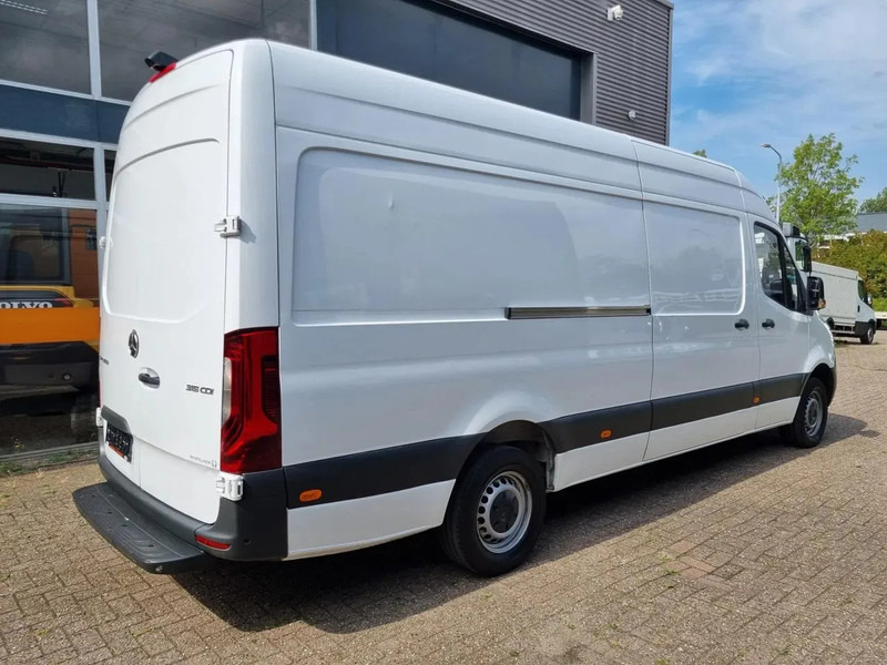 Mercedes-Benz Sprinter 315 CDI L3H2/ Airco/ Navi/ Xenon - Kleine bestelwagen: afbeelding 2 Mercedes-Benz Sprinter 315 CDI L3H2/ Airco/ Navi/ Xenon - Kleine bestelwagen: afbeelding 2