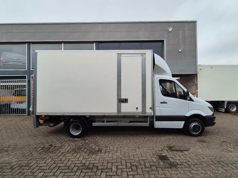 Mercedes-Benz Sprinter 513 CDI/ Bakwagen/ 20 KUB/ Laadklep - Bestelwagen gesloten laadbak: afbeelding 2 Mercedes-Benz Sprinter 513 CDI/ Bakwagen/ 20 KUB/ Laadklep - Bestelwagen gesloten laadbak: afbeelding 2