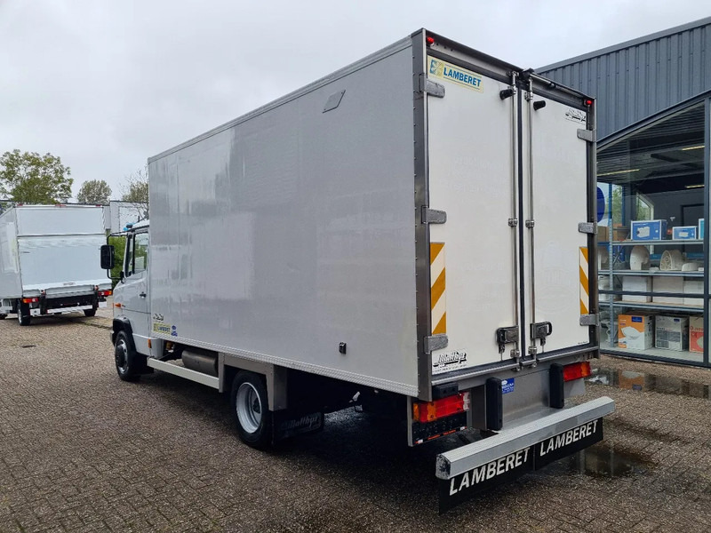 Mercedes-Benz Vario 816D/ Kuhlkoffer/ Carrier Supra 750mt/ Trennwand - Koelwagen vrachtwagen: afbeelding 5 Mercedes-Benz Vario 816D/ Kuhlkoffer/ Carrier Supra 750mt/ Trennwand - Koelwagen vrachtwagen: afbeelding 5