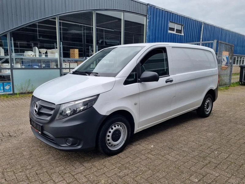 Mercedes-Benz Vito 111 CDI/ Airco/ Navi/ EURO 6 - Kleine bestelwagen: afbeelding 4 Mercedes-Benz Vito 111 CDI/ Airco/ Navi/ EURO 6 - Kleine bestelwagen: afbeelding 4