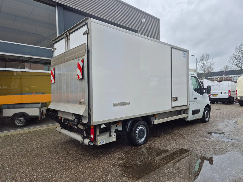 Renault Master 2.3 DCI Koelkoffer Xarios 350 ST 230V Laadklep GVW 3500 kg LBW - Koelwagen: afbeelding 3 Renault Master 2.3 DCI Koelkoffer Xarios 350 ST 230V Laadklep GVW 3500 kg LBW - Koelwagen: afbeelding 3