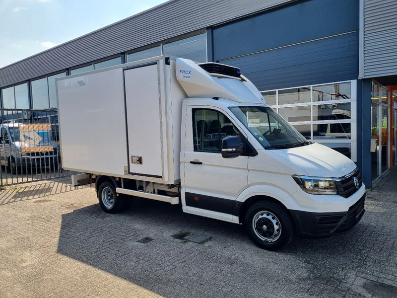 Volkswagen Crafter 50 2.0 TDI Kuhlkoffer/ Carrier Xarios 350/ -20C/+20C GVW 3500 kg - Koelwagen: afbeelding 1 Volkswagen Crafter 50 2.0 TDI Kuhlkoffer/ Carrier Xarios 350/ -20C/+20C GVW 3500 kg - Koelwagen: afbeelding 1
