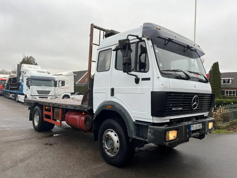 Mercedes-Benz SK 1850 V8 MANUAL GEARBOX BIG AXLE FULL STEEL SPRING RETARDER - Vrachtwagen met open laadbak: afbeelding 4 Mercedes-Benz SK 1850 V8 MANUAL GEARBOX BIG AXLE FULL STEEL SPRING RETARDER - Vrachtwagen met open laadbak: afbeelding 4