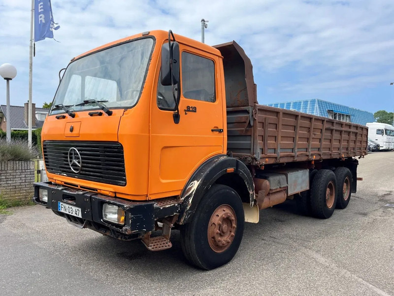 Mercedes-Benz SK 2628 6X4 FULL STEEL SPRING KIPPER MANUAL GEARBOX - Kipper vrachtwagen: afbeelding 1 Mercedes-Benz SK 2628 6X4 FULL STEEL SPRING KIPPER MANUAL GEARBOX - Kipper vrachtwagen: afbeelding 1