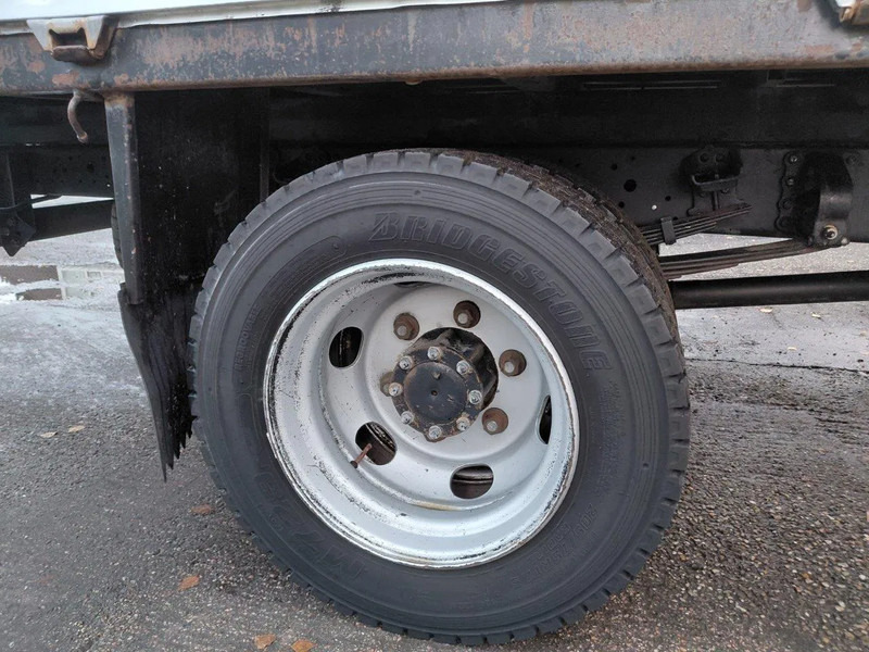 Mitsubishi Canter 7C15 4x2 STEEL SPRING MANUAL GEARBOX - Vrachtwagen met open laadbak: afbeelding 5 Mitsubishi Canter 7C15 4x2 STEEL SPRING MANUAL GEARBOX - Vrachtwagen met open laadbak: afbeelding 5